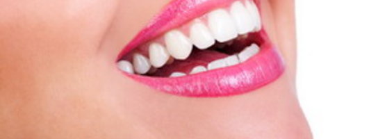 Protezy dentystyczne : poprawa zdrowia czy estetyki?