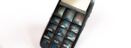 Telefony dla seniorów – wygoda i bezpieczeństwo
